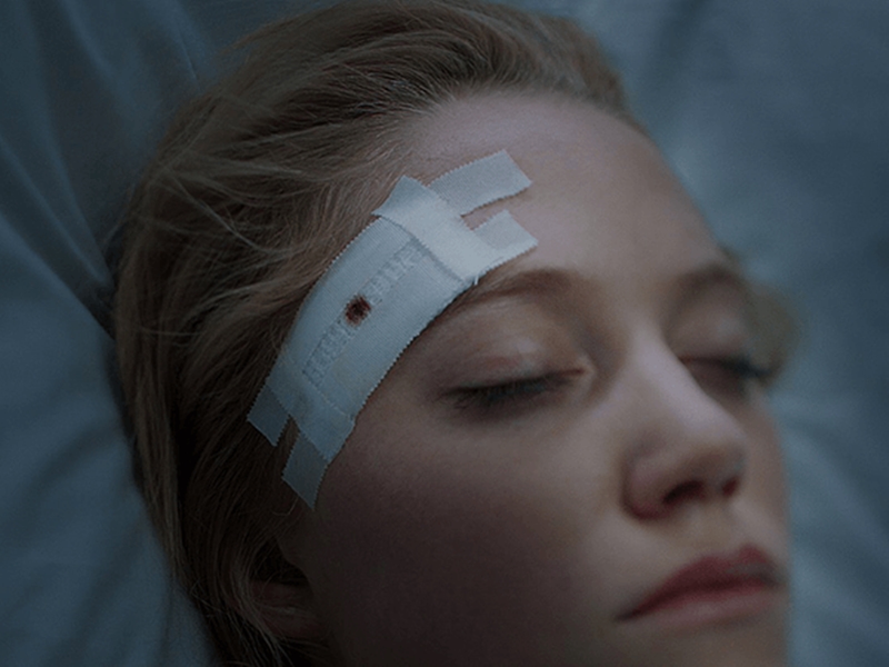 "It Follows" الفتاة التي تتعقبها الأرواح